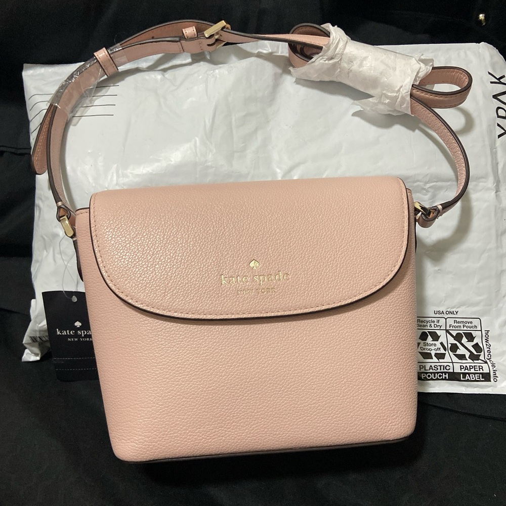 Kate spade brand new baby pink hand bag